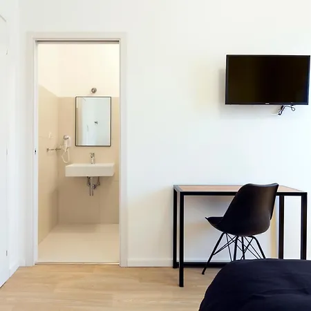Luciano San Giovanni Guest House-3
